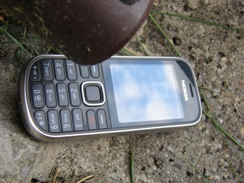 Test Nokia 3720 Classic - słaba widoczność ekranu w dużym nasłonecznieniu