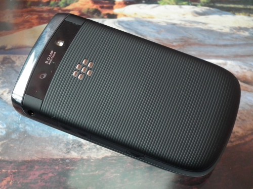 Test BlackBerry Torch 9800 - tył