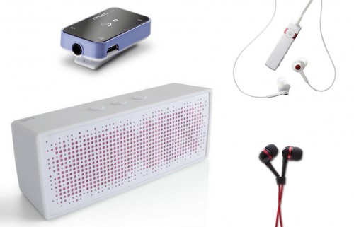 Antec AMP: przenośny głośnik (SP1), bezprzewodowe słuchawki z odbiornikiem Bluetooth (iso), odbiornik Bluetooth (gain) oraz słuchawki dokanałowe (dBs)