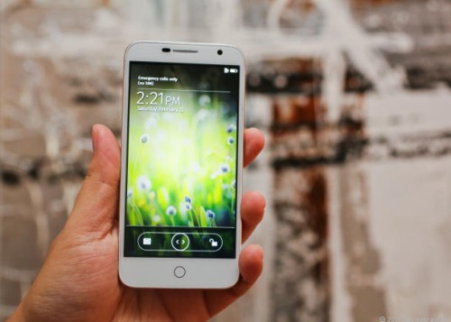 CNET: Alcatel ONETOUCH Fire E