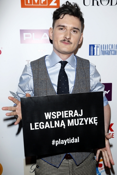 Dawid Podsiadło: Play - TIDAL - Fryderyki