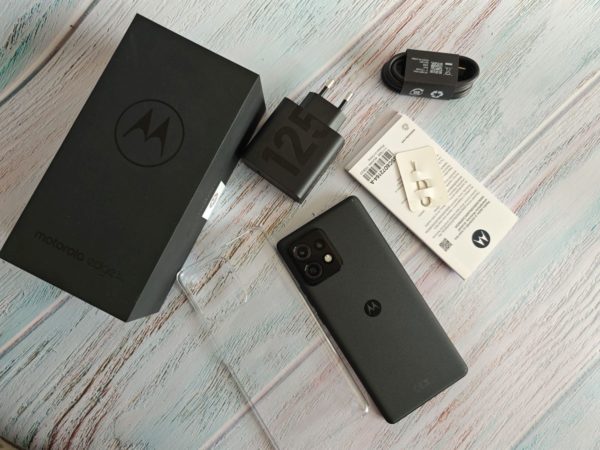 Motorola edge 40 pro tel 037